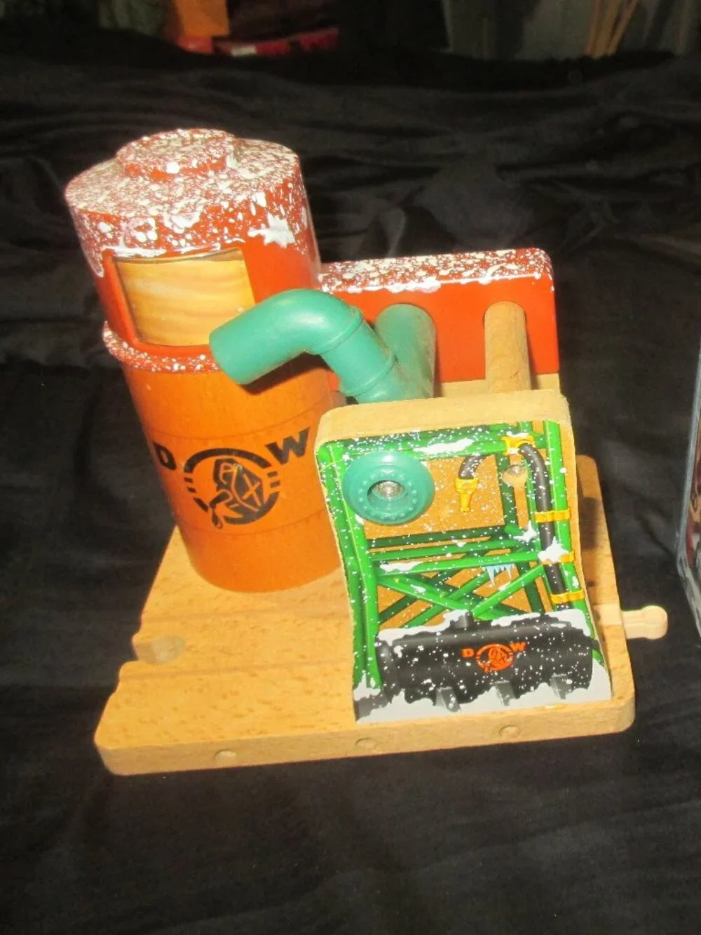 VINTAGE Brio / Thomas the Tank Engine Railway Lot of 2 buildings